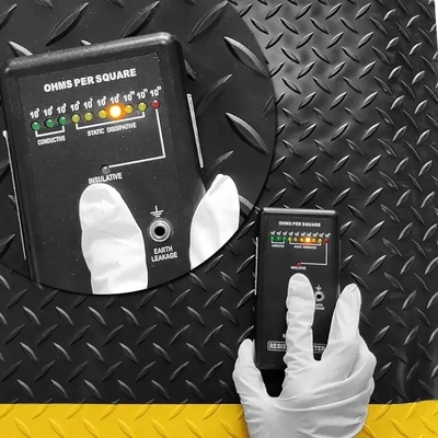 ESD 耐疲労マット PVC EPDM ゴム 10-30mm カスタマイズ可能