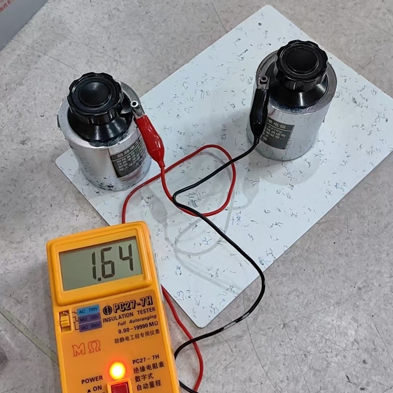 ESDビニール床 静的制御 導電性床タイル ESDと反静的ソリューション